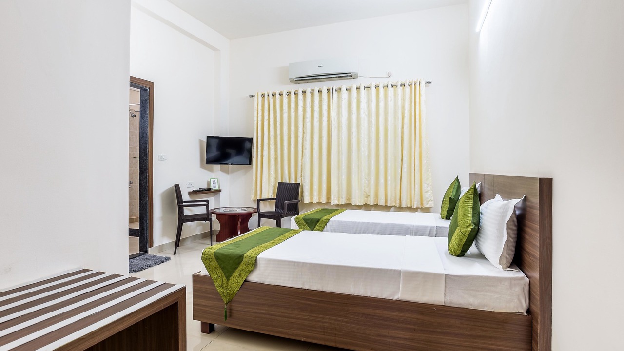 Photo of Bedroom in Adyar