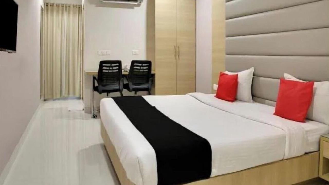 Photo of Bedroom in Miyapur