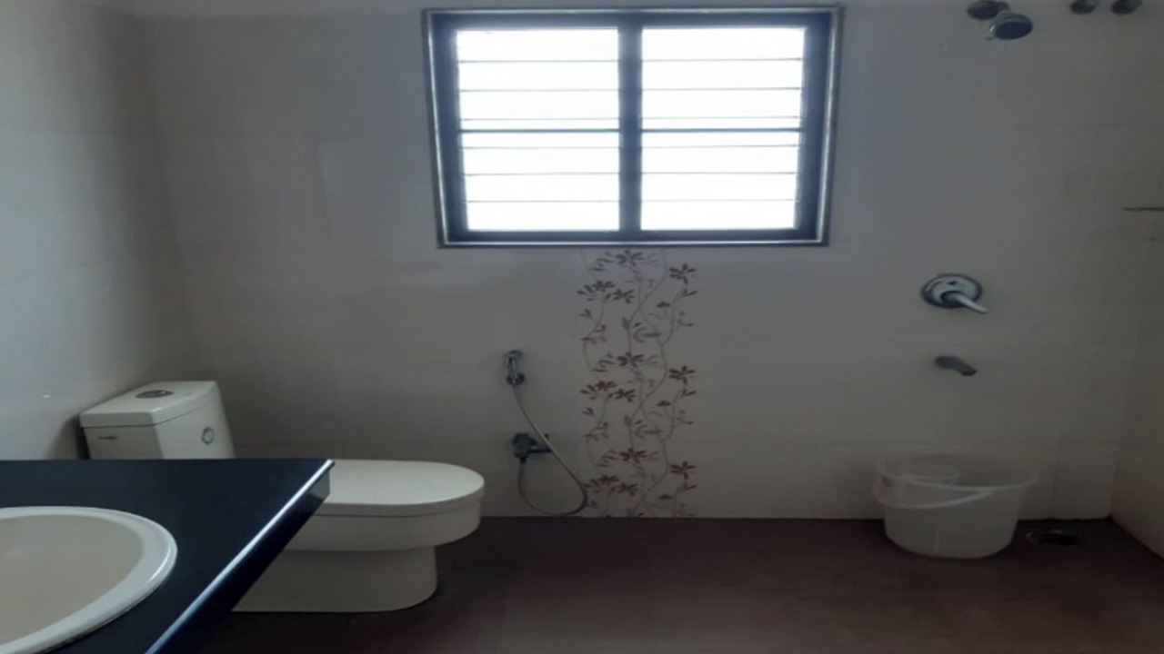 Photo of Bathroom in Peelamedu