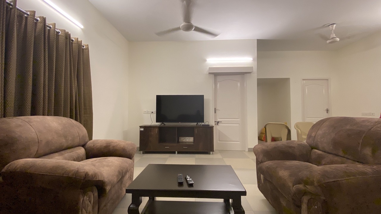 Photo of Livingroom in Mylapore Tiruvallikk