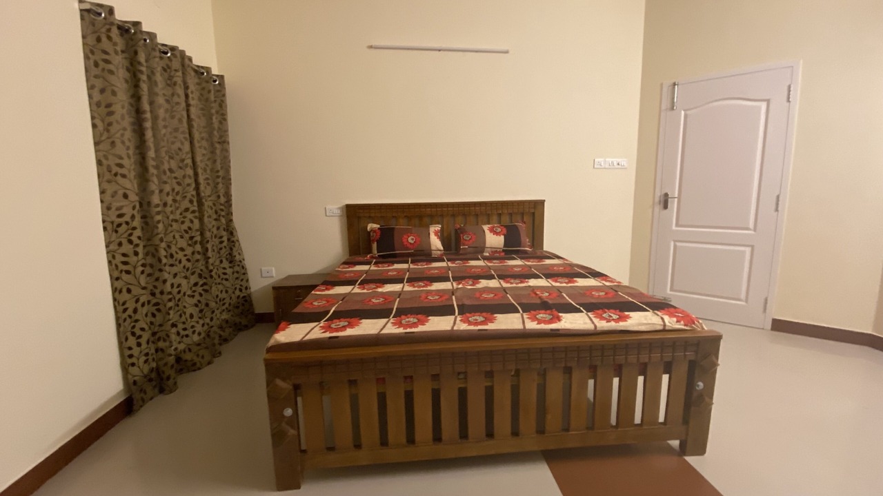 Photo of Bedroom in Mylapore Tiruvallikk