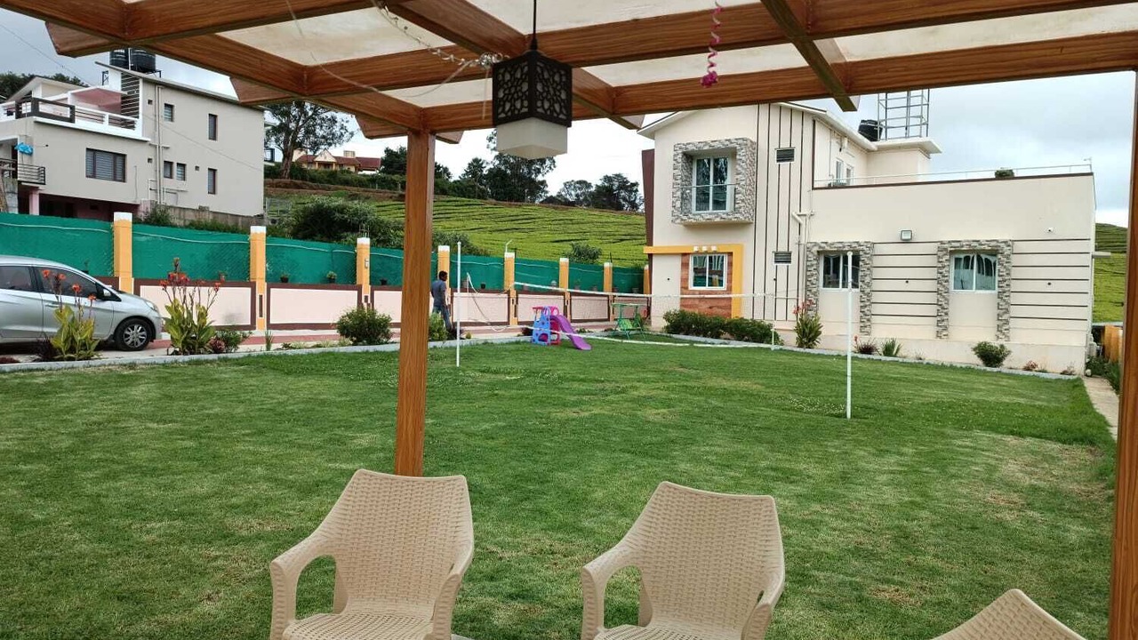 Photo of Outdoor in West Mere