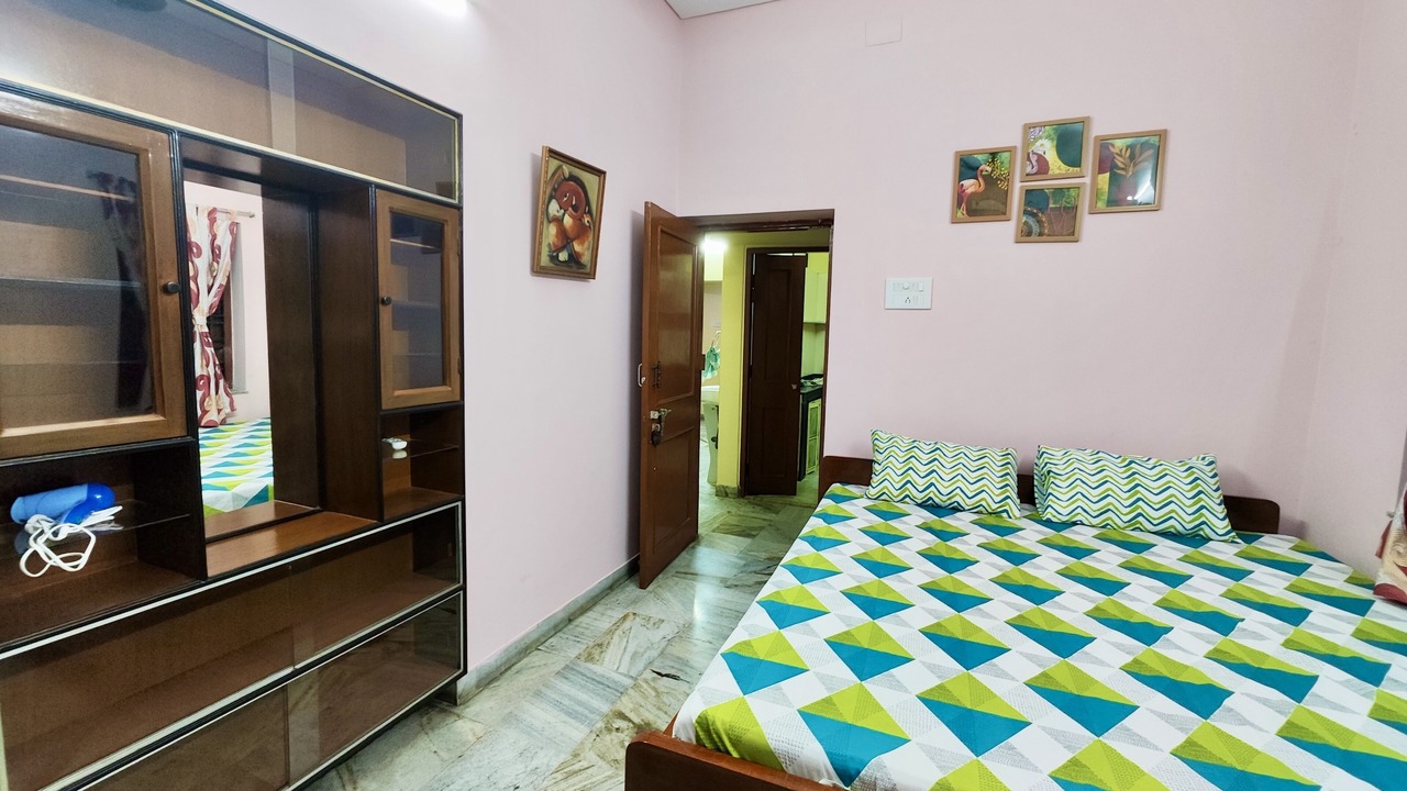 Photo of Bedroom in Jadavpur