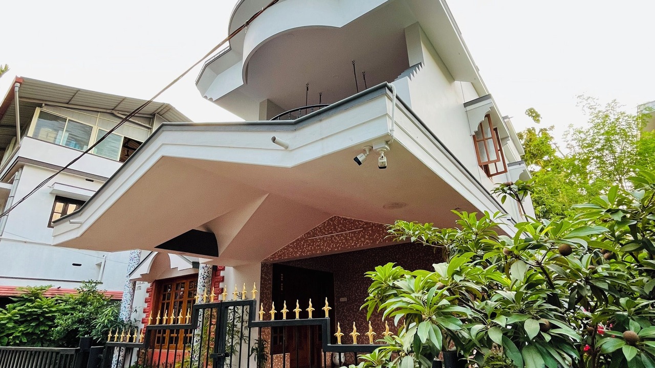Photo of Others in Adyar