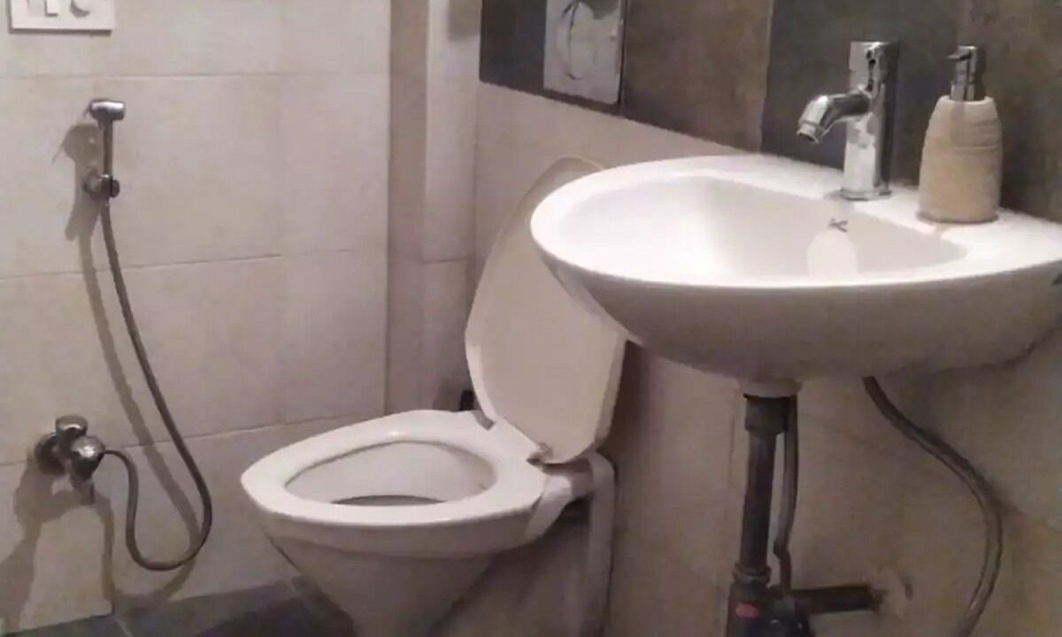 Photo of Bathroom in Green Park