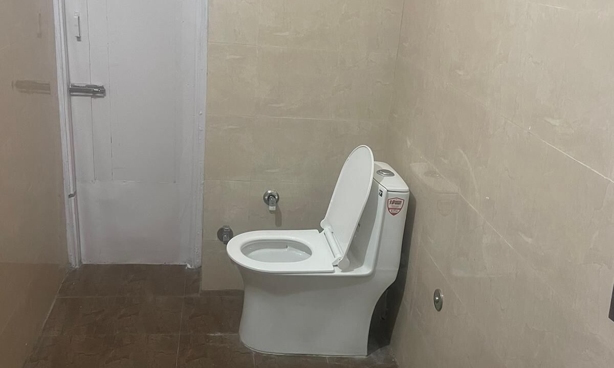 Photo of Bathroom in Ranjit Avenue