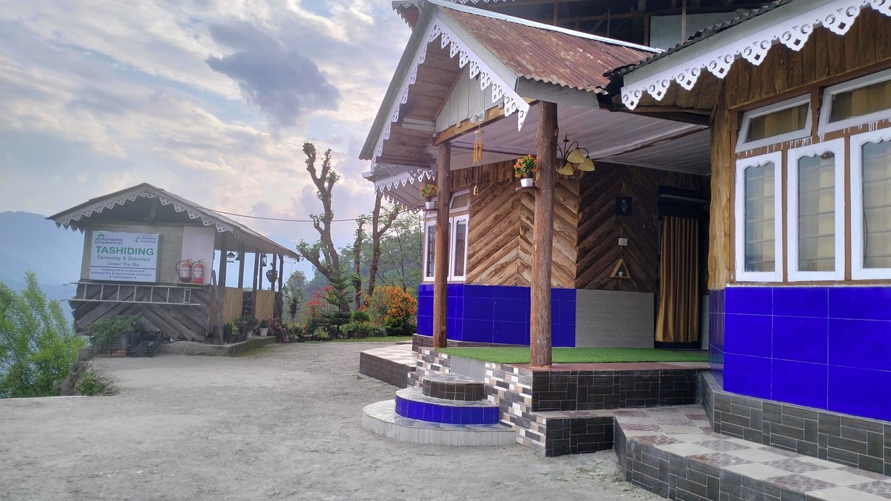 Photo of Outdoor in Geyzing