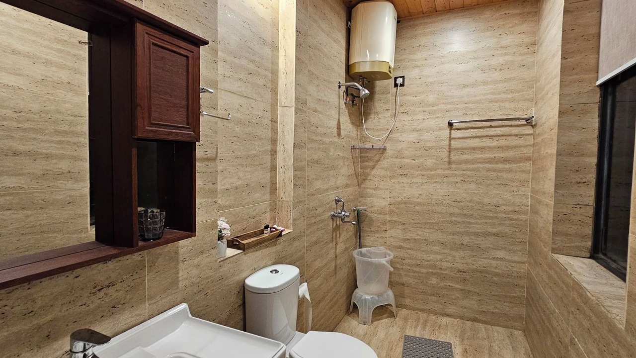 Photo of Bathroom in Tehri