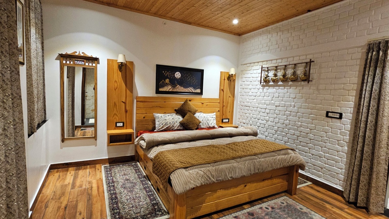 Photo of Bedroom in Tehri