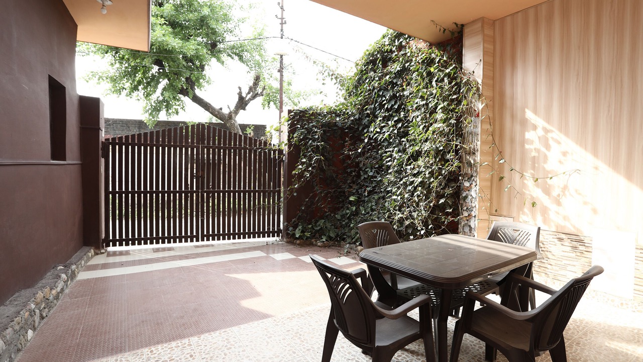 Photo of Patio Balcony in Bullawala