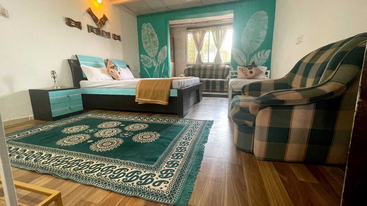 Photo of Bedroom in Mahabaleshwar