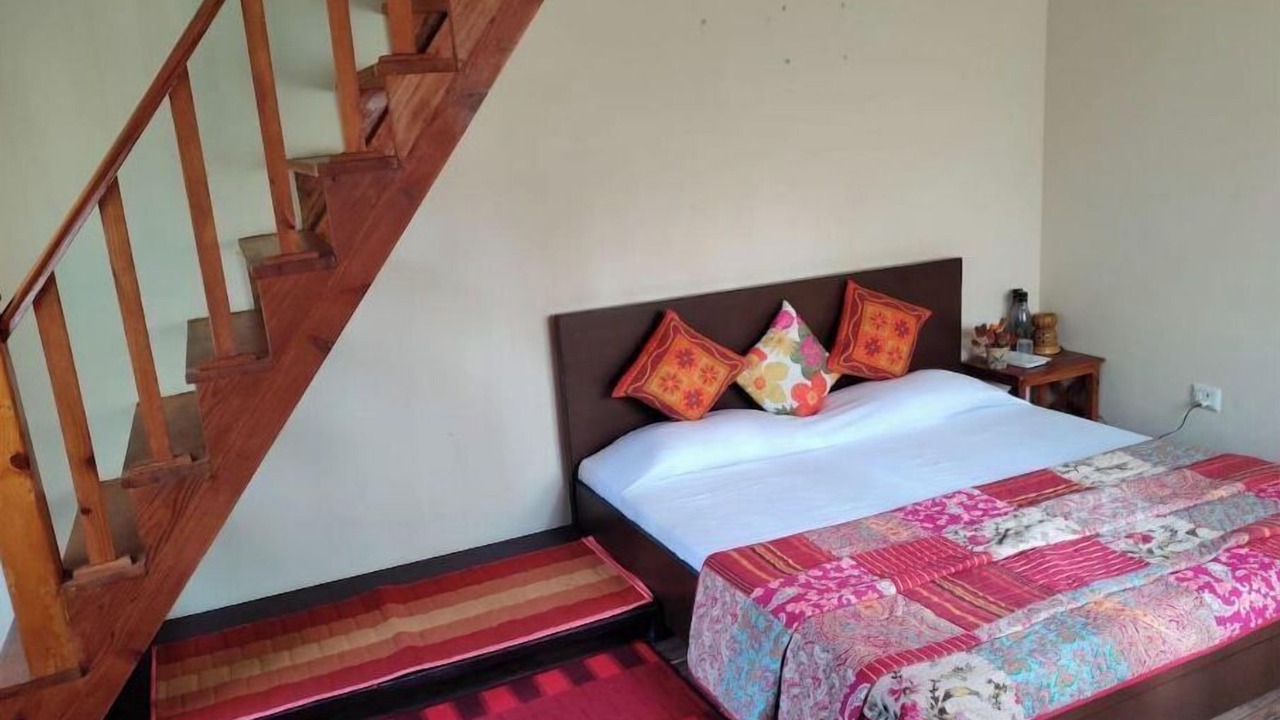 Photo of Bedroom in Nathuakhan