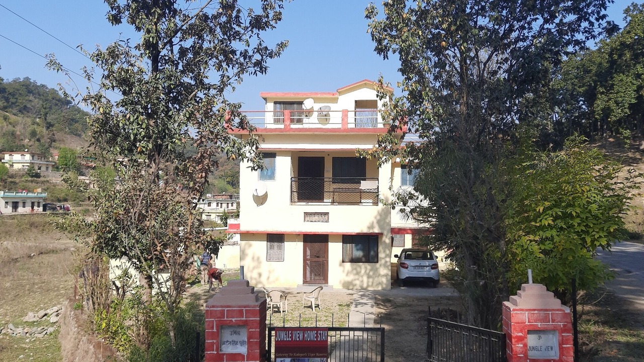 Photo of Outdoor in Lansdowne