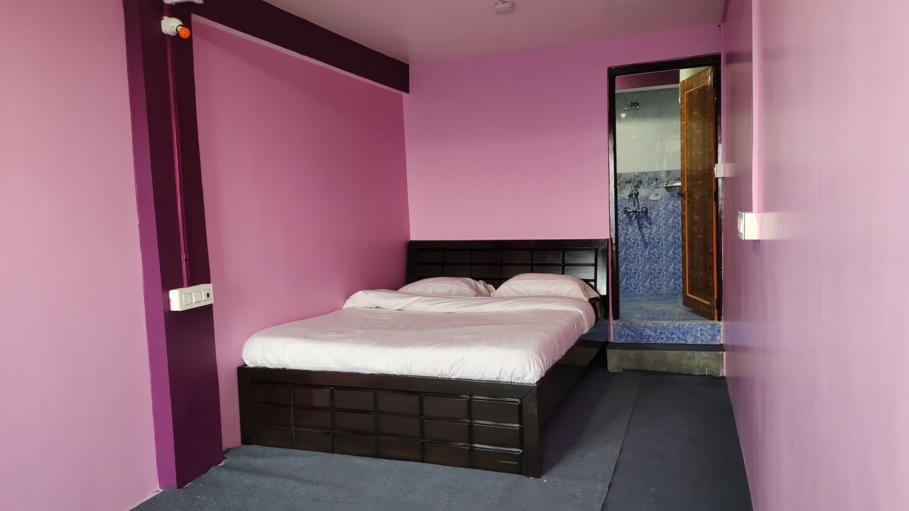 Photo of Bedroom in Darjeeling