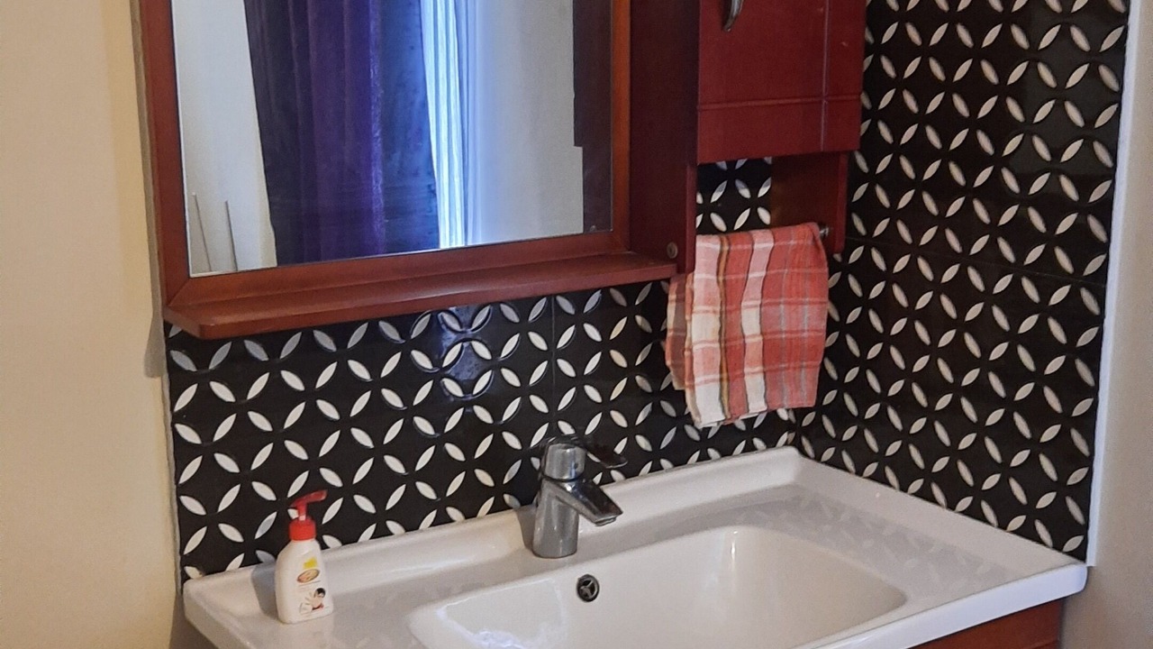 Photo of Bathroom in Ooty