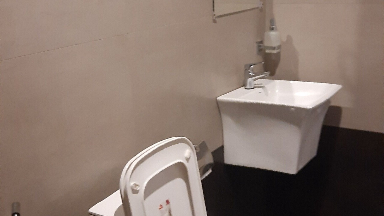Photo of Bathroom in Ooty