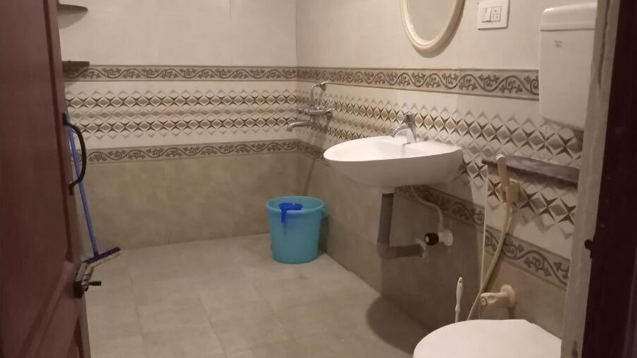 Photo of Bathroom in Singanallur