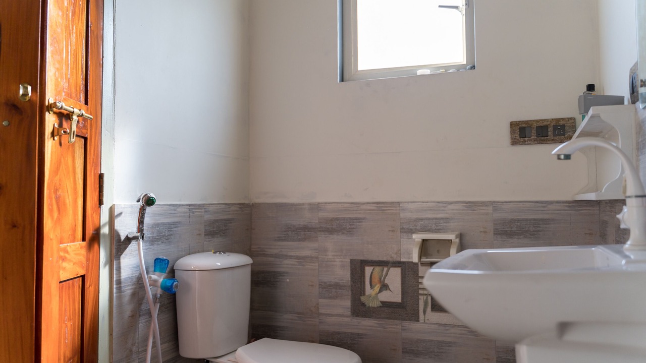 Photo of Bathroom in Kuthiathode
