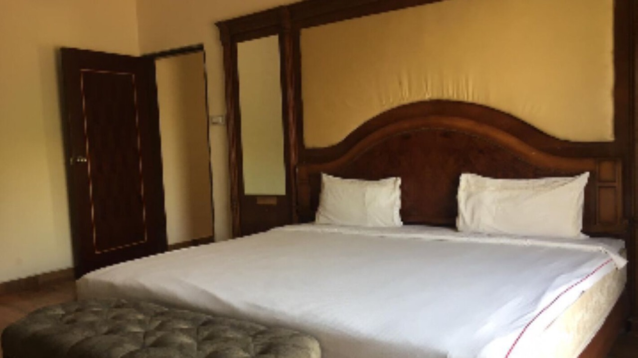 Photo of Bedroom in Aarey Colony