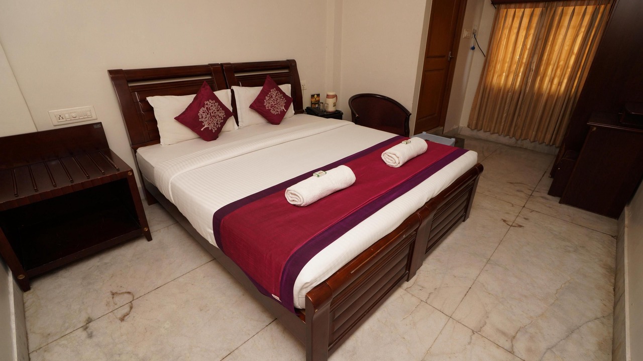 Photo of Bedroom in Royapettah