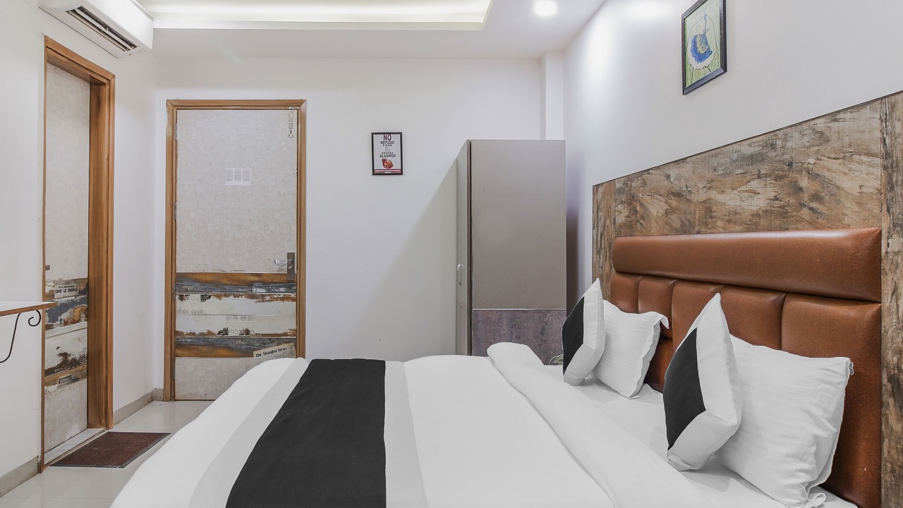 Photo of Bedroom in Mahipalpur Extension