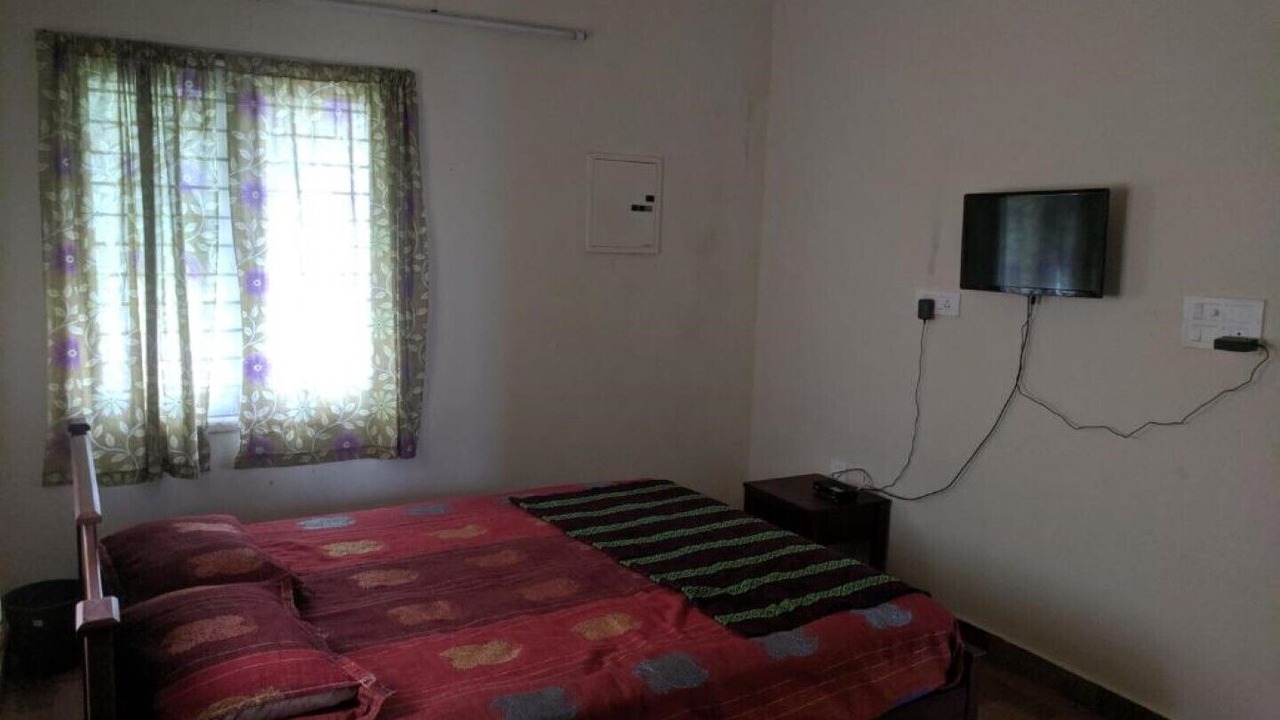 Photo of Bedroom in Madurantakam