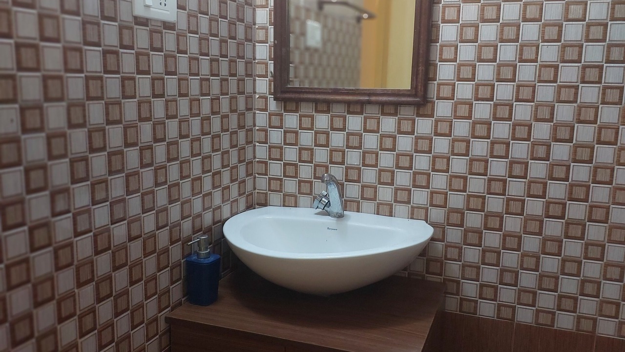Photo of Bathroom in Madurantakam