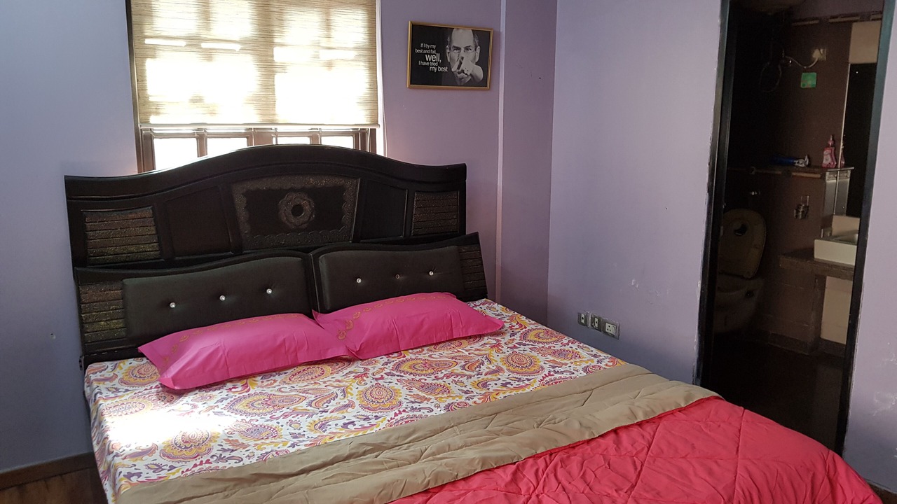 Photo of Bedroom in Ballygunge