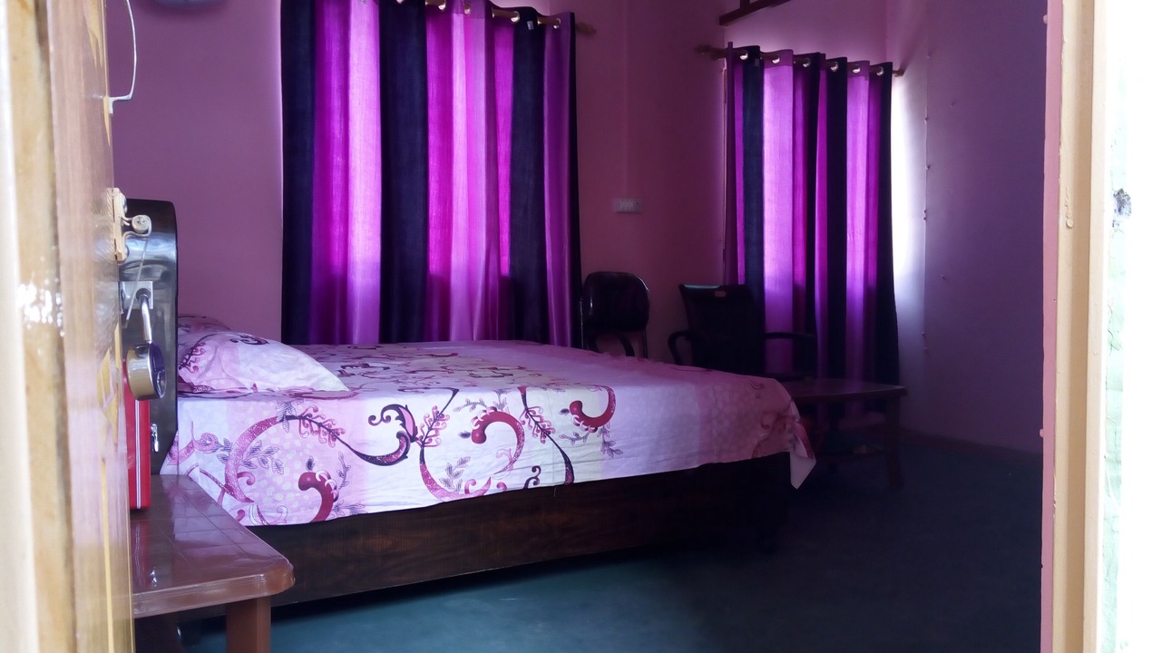 Photo of Bedroom in Tapovan