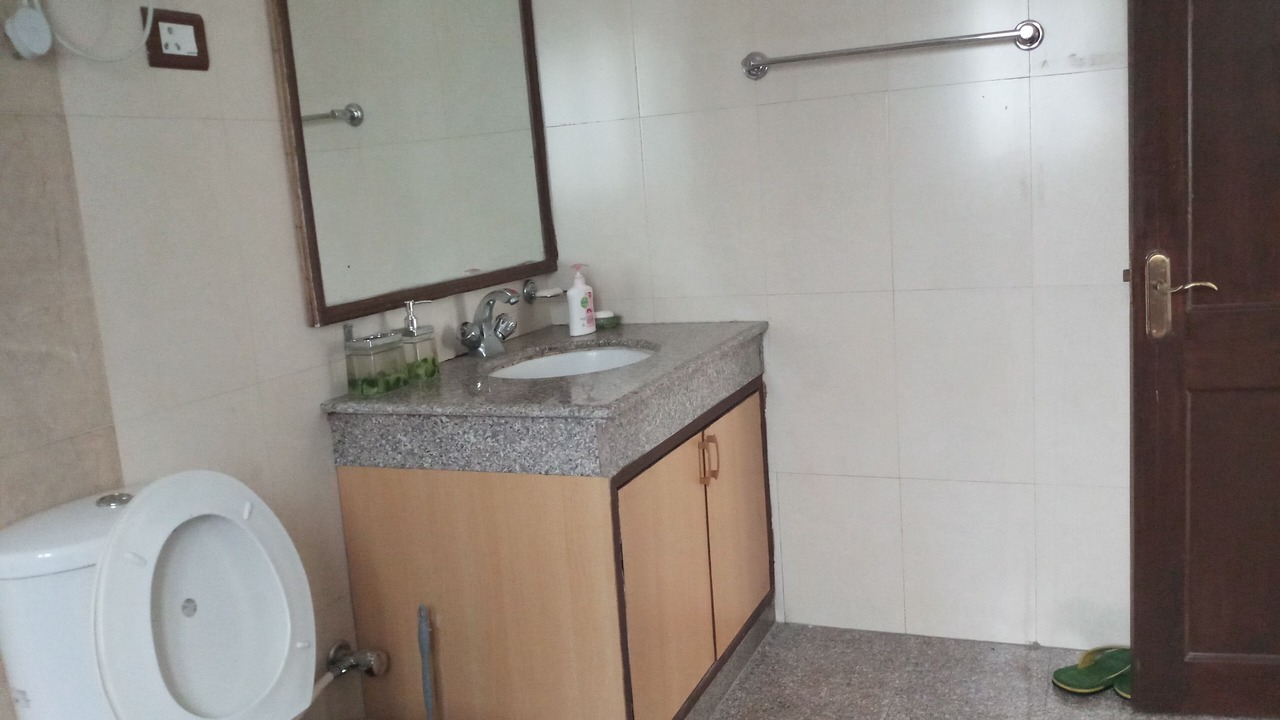 Photo of Bathroom in Mashobra
