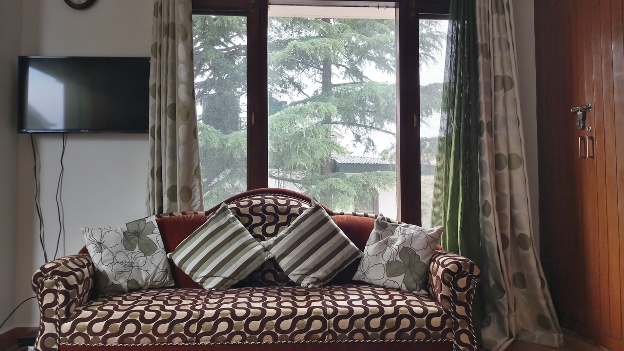 Photo of Livingroom in Mashobra