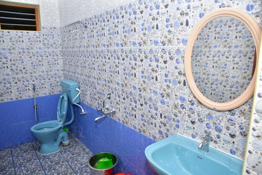 Photo of Bathroom in Valparai