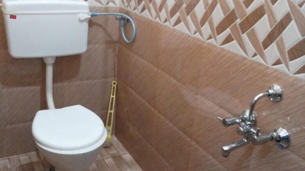 Photo of Bathroom in Tiruvannamalai