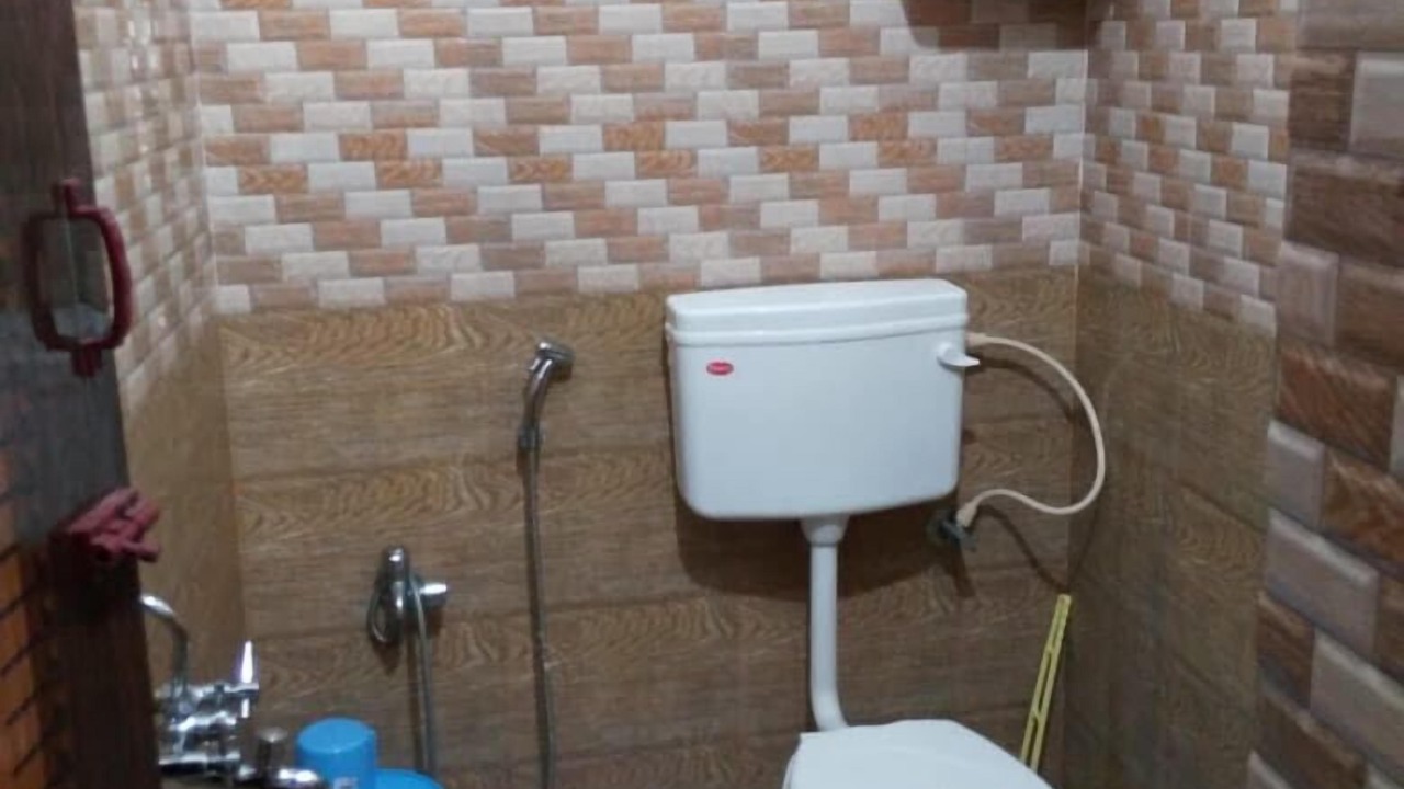 Photo of Bathroom in Tiruvannamalai