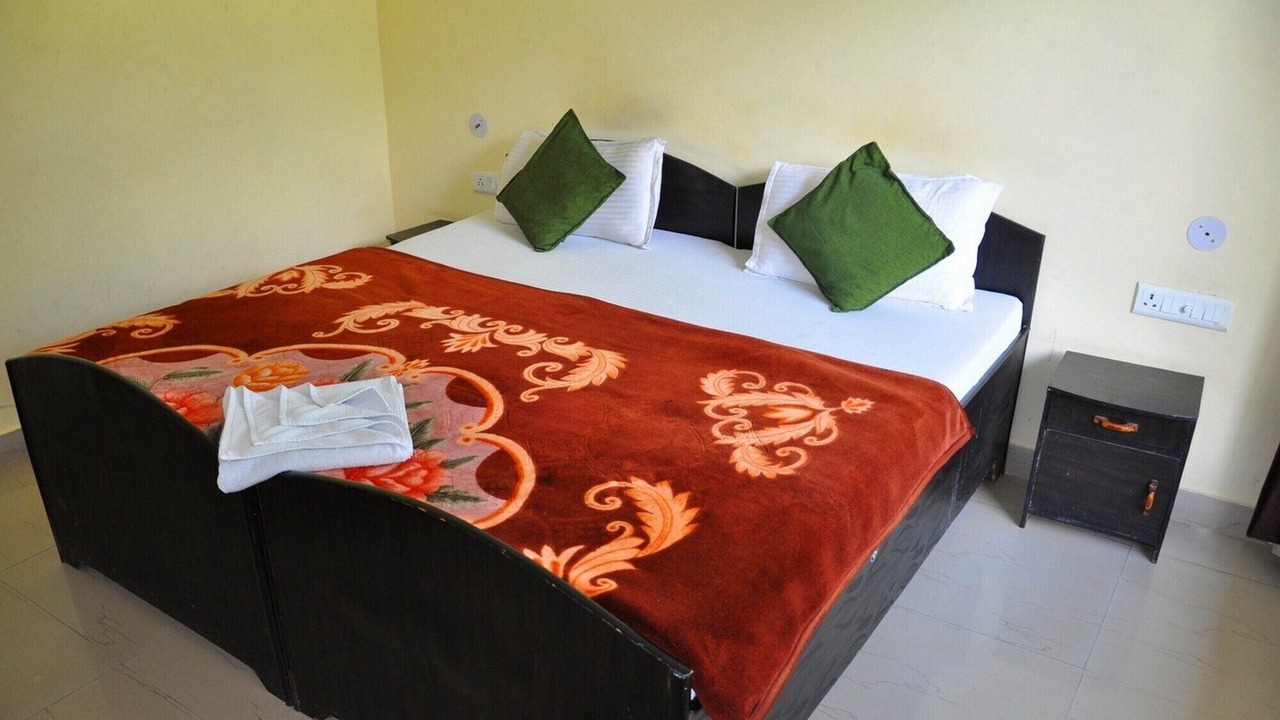 Photo of Bedroom in Tapovan