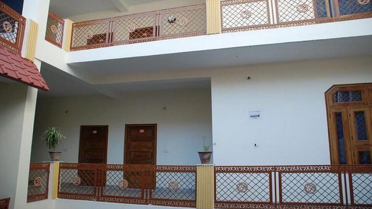 Photo of Outdoor in Tapovan