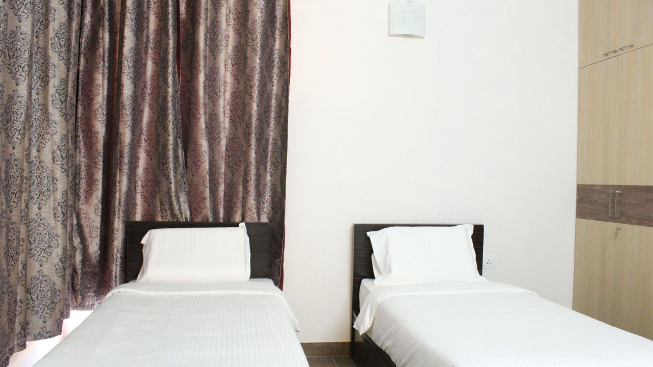 Photo of Bedroom in Mylapore Tiruvallikk