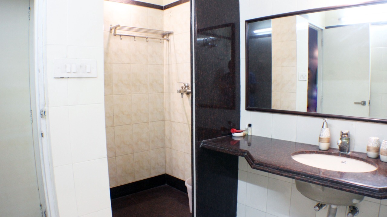 Photo of Bathroom in Alipur