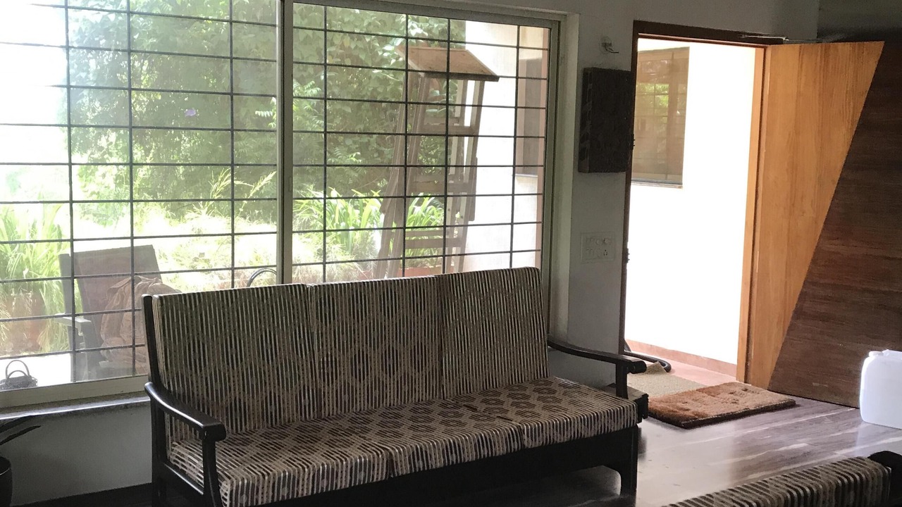 Photo of Livingroom in Poothurai