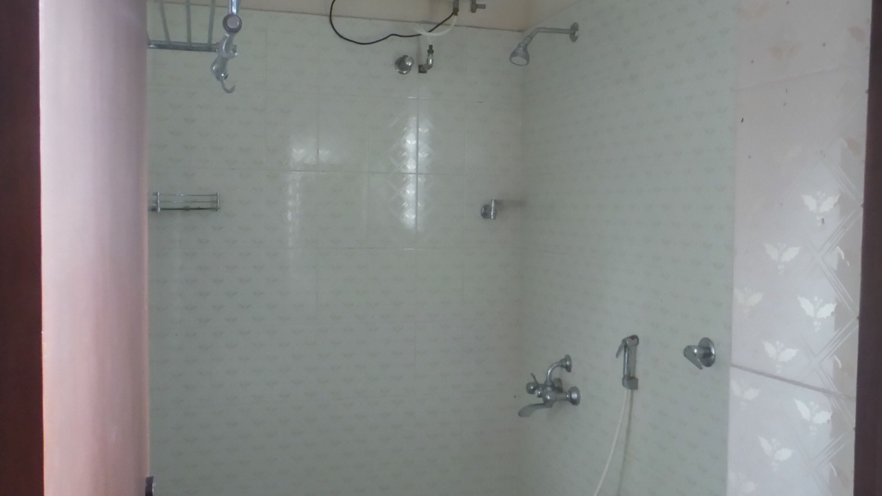 Photo of Bathroom in Poothurai