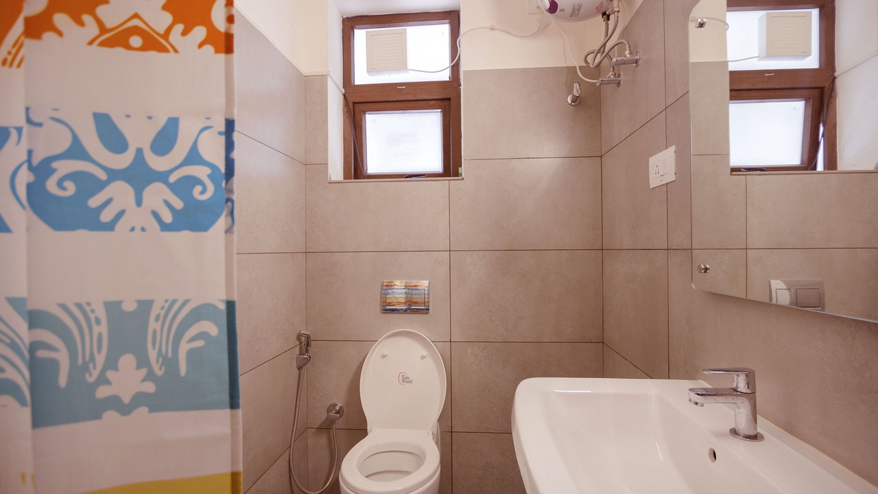 Photo of Bathroom in Mylapore Tiruvallikk