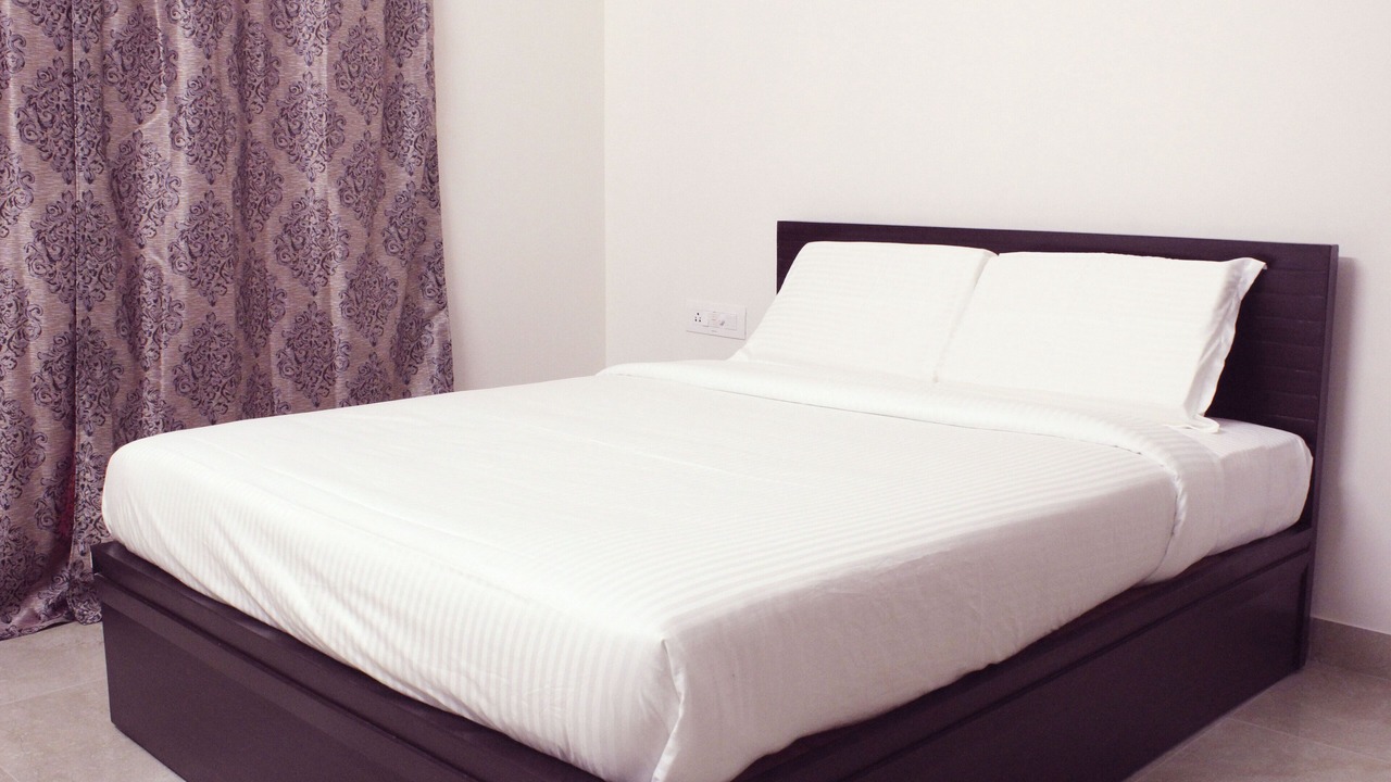 Photo of Bedroom in Mylapore Tiruvallikk