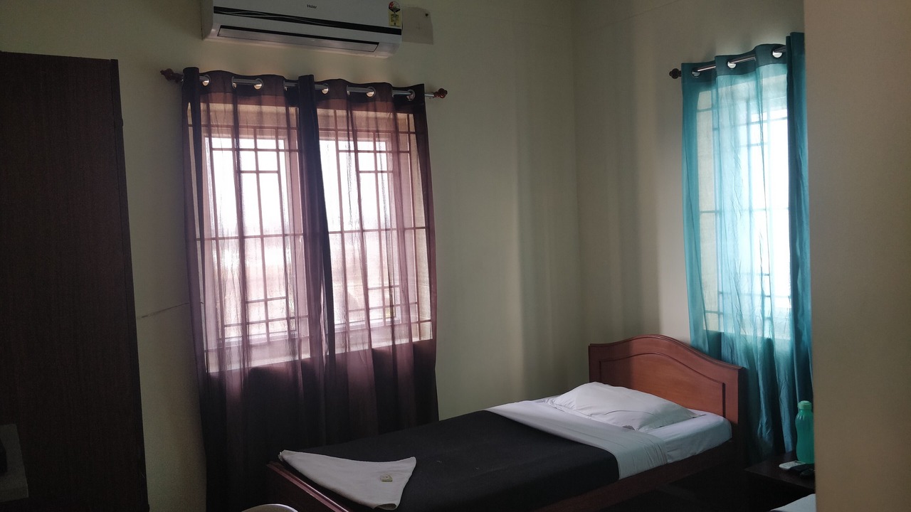 Photo of Bedroom in Peelamedu