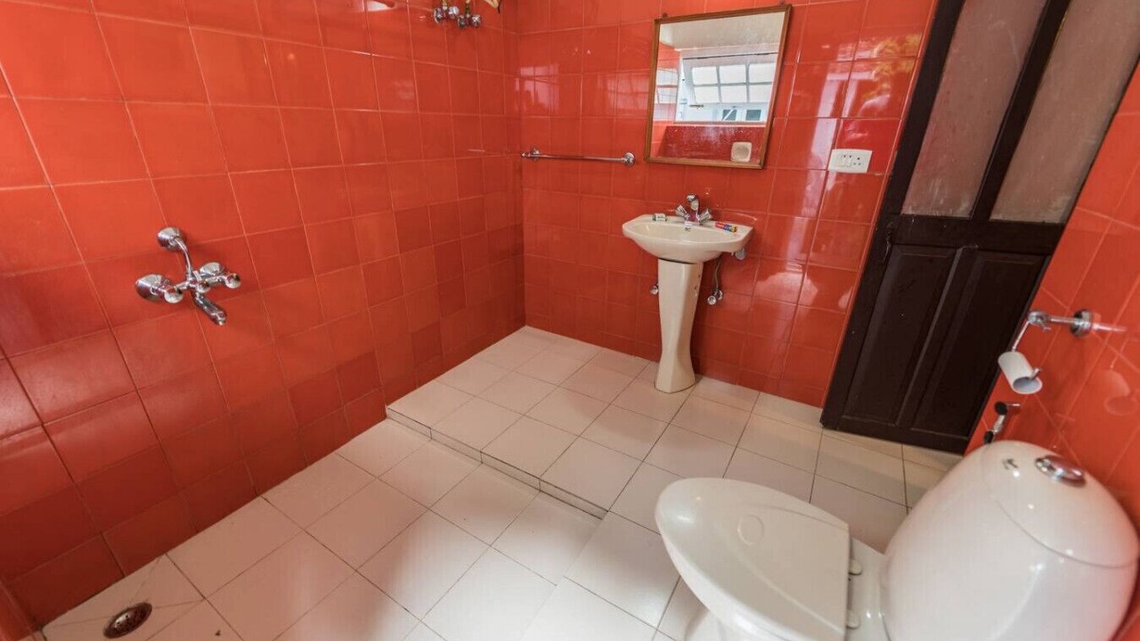 Photo of Bathroom in Coonoor