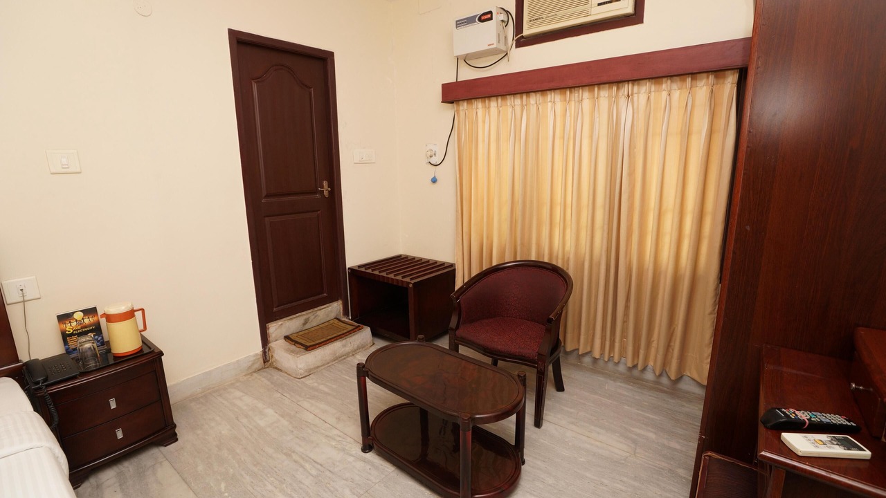 Photo of Bedroom in Royapettah