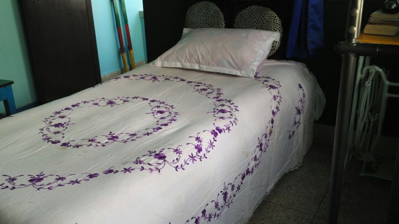 Photo of Bedroom in Kolkata