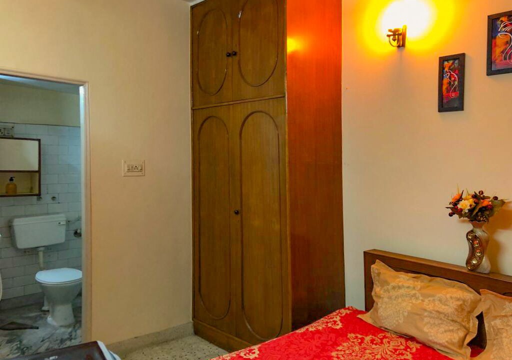 Photo of Bedroom in Ballygunge