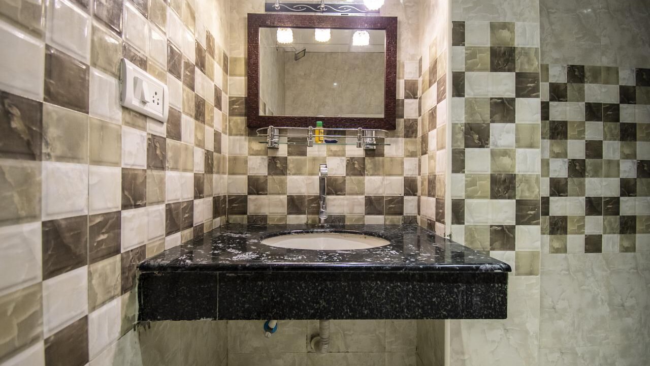 Photo of Bathroom in Guindy