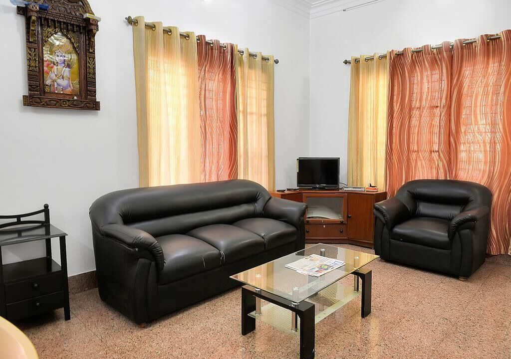 Photo of Livingroom in BTM Layout