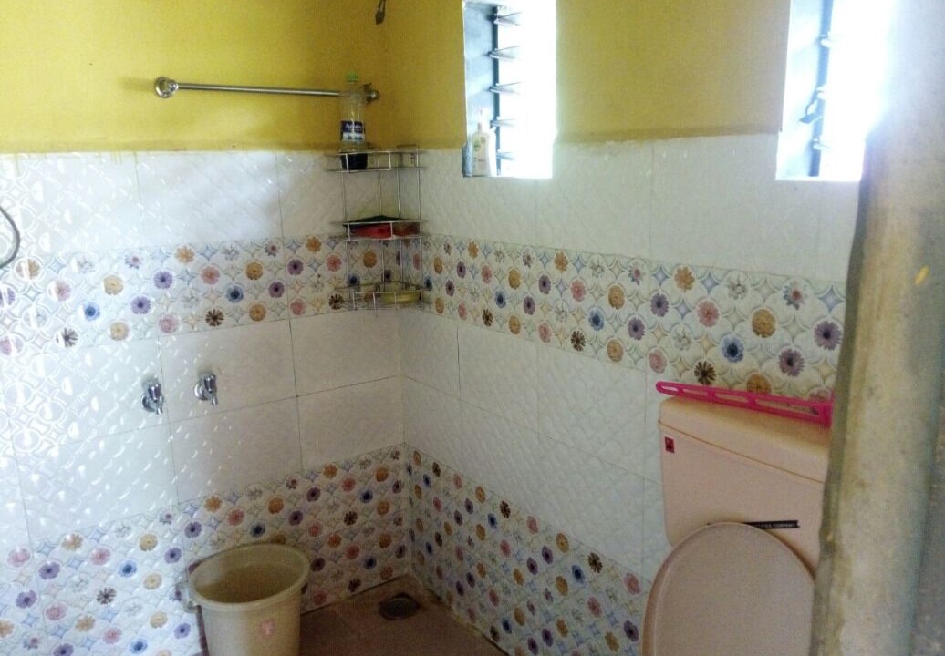 Photo of Bathroom in Lanja